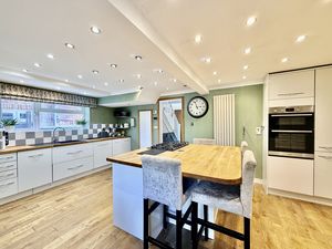 Photo 12- click for photo gallery